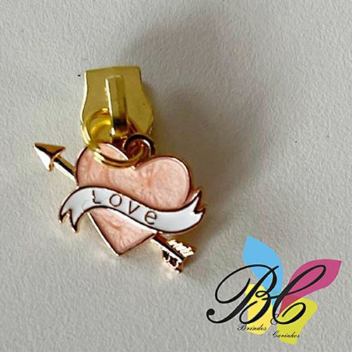 Cursor para fecho zipper no formato coração (seta love)